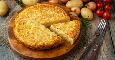 Como hacer una tortilla de patatas poco cuajada Como hacer una tortilla de patatas poco cuajada
